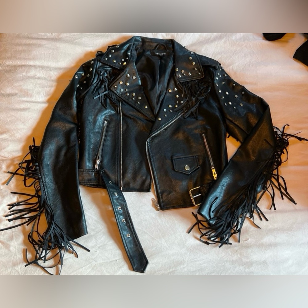 Buckle Romeo and Juliet, couture size small, leather Moto jacket ￼